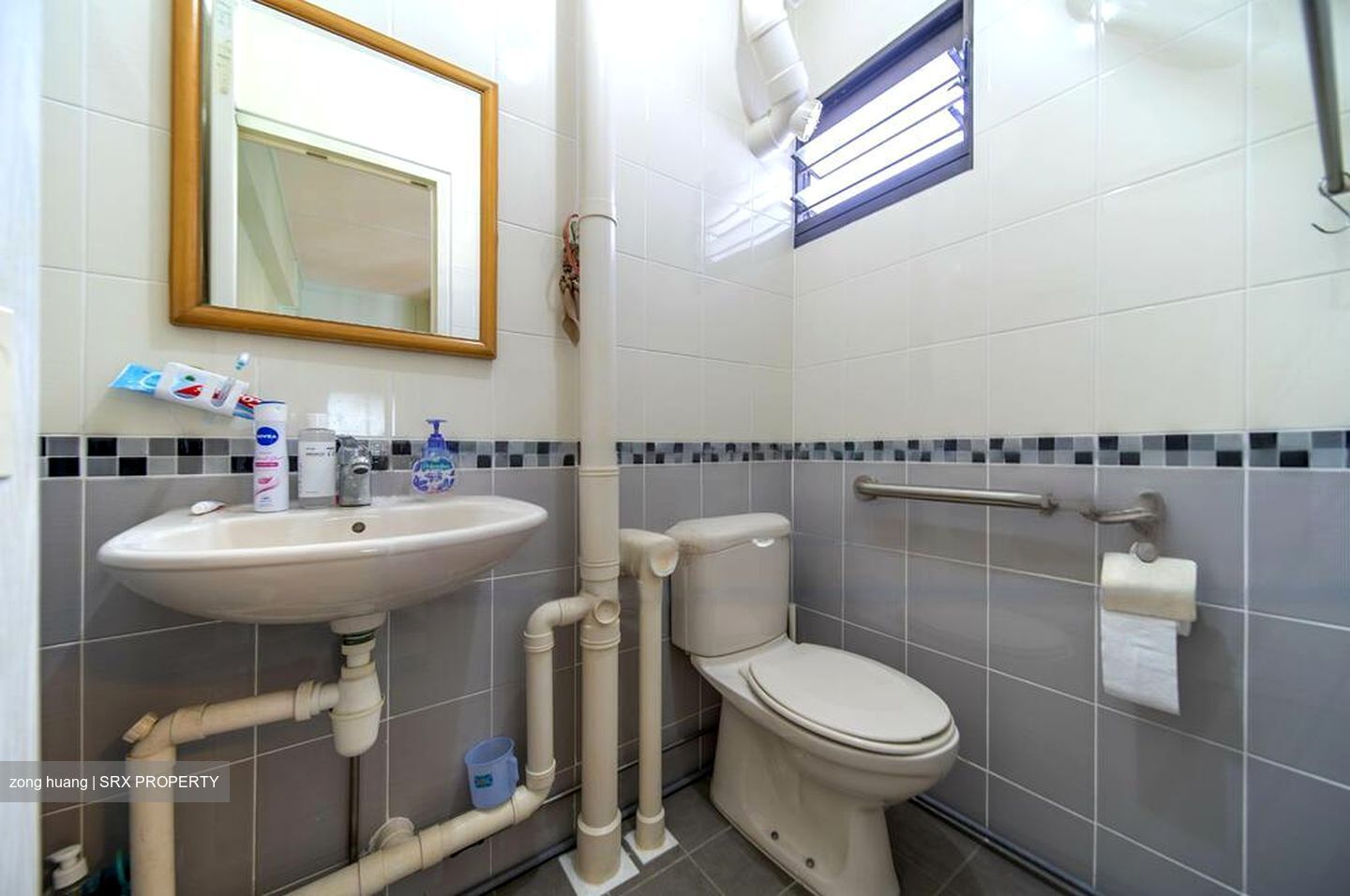 Blk 110 Fengshan Estate (Bedok), HDB Executive #466774091